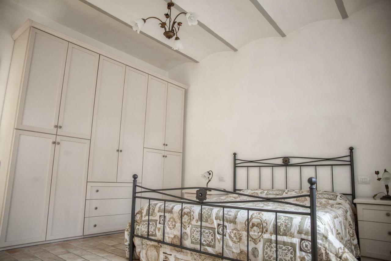 Villa Elvira Ambra Eksteriør billede